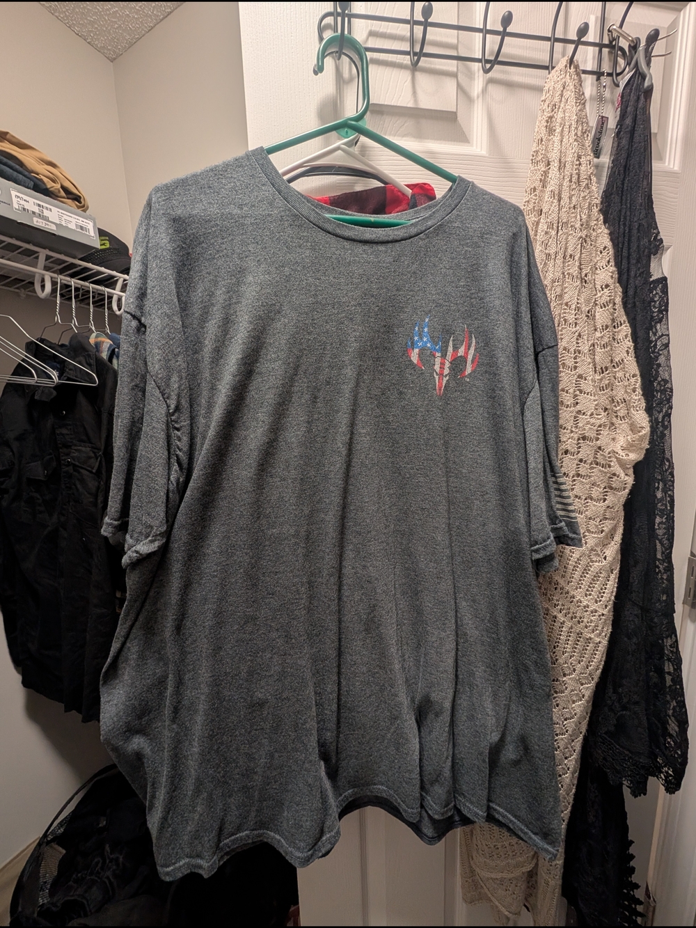 Men's Charcoal Short-Sleeve Tee with American Flag Graphic